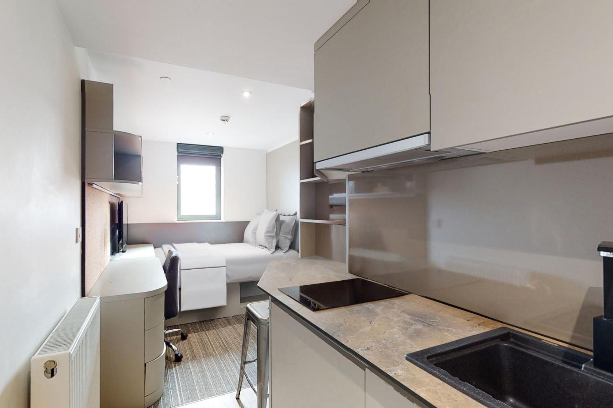 Studio Apartments And Ensuite Bedrooms With Shared Kitchen At Chapter Ealing Right Next To North Acton Tube Station 伦敦 外观 照片
